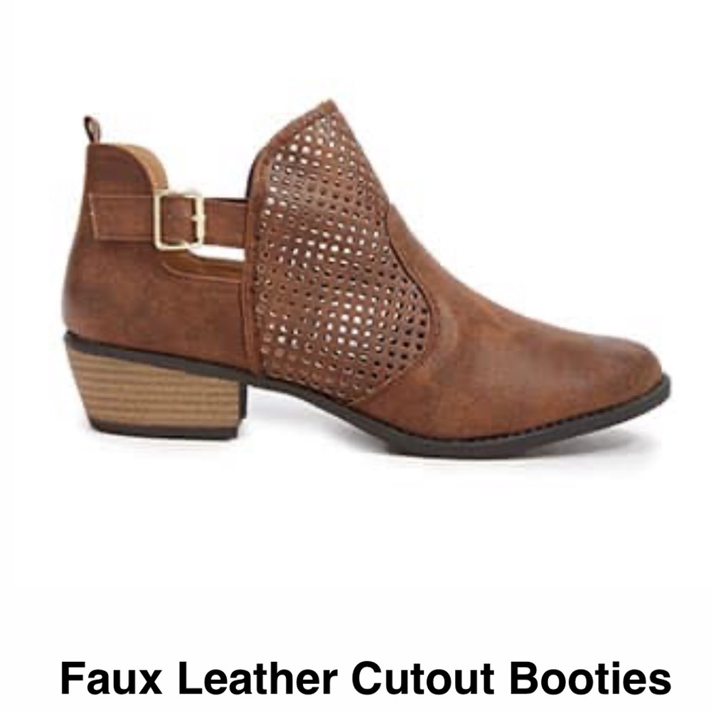 NWT Qupid Brown Faux Leather Cutout Booties Size 8
